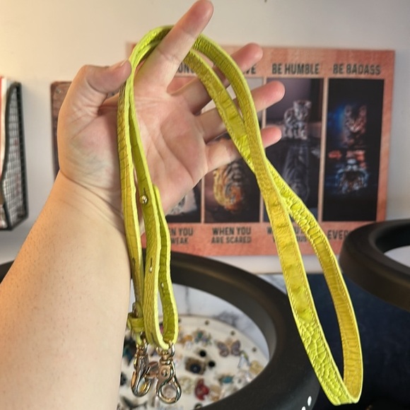 Brahmin “ Lemongrass” Crocodile Embossed Satchel with Metallic Hardware NWOT - Picture 8 of 10